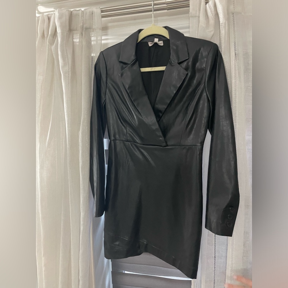 Faux leather dress with side zip